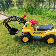 幼児用　ショベルカー　４輪車