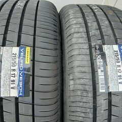 夏17インチ★新品4本★215/50R17★ ノア レヴォーグ プリウスα ステップワゴン スパーダ ジェイド マツダ3 ビアンテ アテンザ 最高級品 ダンロップ ビューロ 215/50/17 VE304 国内正規品展示品４本中古品扱いの画像