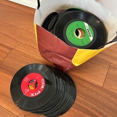 ジャンクレコード、工作などにいかが？