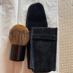 シャネル　チークブラシの画像