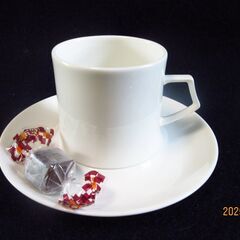 小さめのティーカップ６客セット