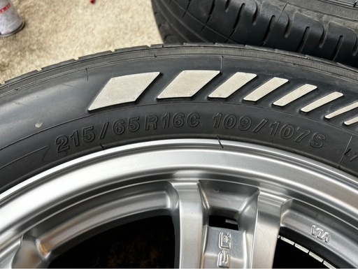 タイヤホイールセット16インチYOKOHAMAタイヤ215/65R16
