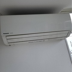家庭用エアコン　分解洗浄