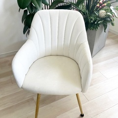 *ﾟ∗︎Instagramでも人気な∗︎*ﾟおしゃれ回転チェア