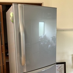 冷蔵庫　375L 東芝　2010年製
