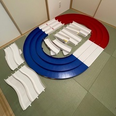 ミニ四駆　ジャパンカップジュニアサーキット　コース　トリコロールの画像