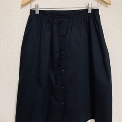 フレアスカート黒の画像