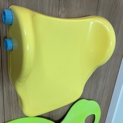 アップリカのバスチェアの画像