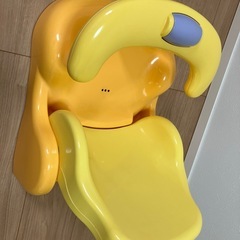 アップリカのバスチェアの画像