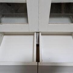 【無料】 食器棚(高さ93×幅60×奥行39cm) ガラス扉付き /ホワイト系の画像