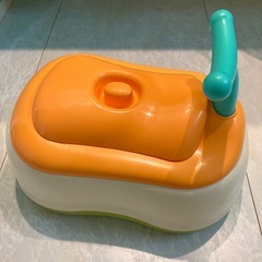 コンビ　おまる