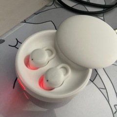 ワイヤレスイヤホン 150mAh ノイズキャンセリングの画像