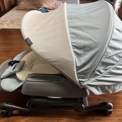 【美品】コンビ 電動ハイローチェア ホワイトレーベル ネムリラ Combi コンビ ホワイトレーベル ネムリラ AUTO SWING BEDi Long