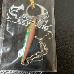 ①見た目がルアーなキーホルダー