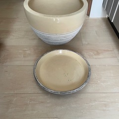 植木鉢の画像