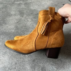 boots 34 35の画像