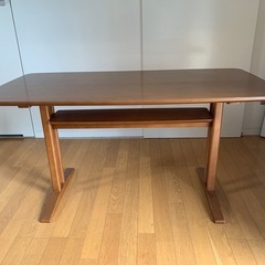 カリモク60 カフェテーブル(ウォールナット)