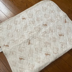 おねしょパッド