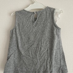 GAP フリル ドット ノースリーブトップス 95 グレーの画像