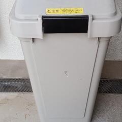 ごみ箱 空き缶 ペットボトル用の画像