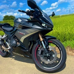 Honda CBR400R マットブラック　スポーツバイクの画像