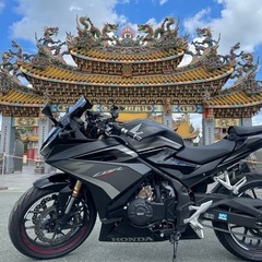 Honda CBR400R マットブラック　スポーツバイクの画像