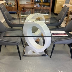 ガラスダイニングテーブルセット
の画像