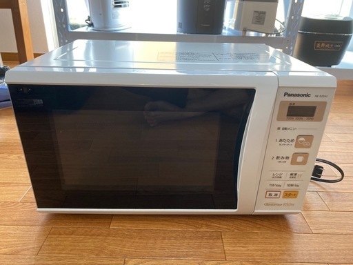 2017年式 850w Panasonic 電子レンジ NE-E22A1-W (桜) 福岡の