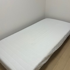 シングルベッド