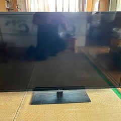 50インチ液晶テレビ