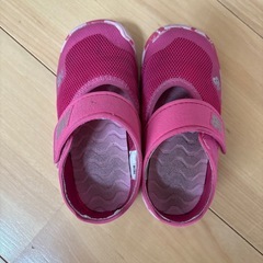 ニューバランス　水陸サンダル 15㎝の画像