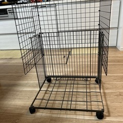 ストーブガードの画像