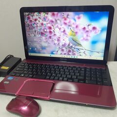 TOSHIBA　15インチ　高性能core i7　8GB　SSD...