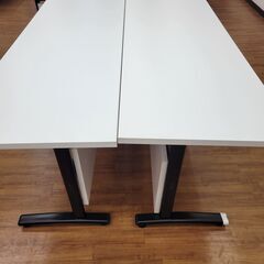 施設で使用している長机を差し上げます。全ての引き取りが条件です。の画像