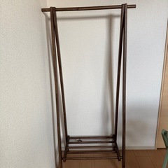 木製　ハンガーラック