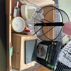 ハリネズミの飼育セットのウサギ小屋等、写真のもの