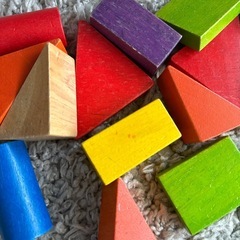 大量！カラフル積み木　40個　大量セット　知育の画像