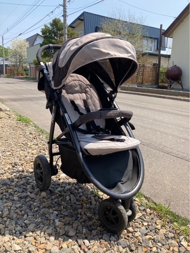 joie 三輪ベビーカー　取引場所相談