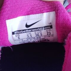 NIKE(ナイキ) スニーカー 23.0の画像