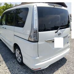 福岡発,セレナSハイブリッド,ローン可！車検R9年7月,スマートキー,フルセグ,バックカメラ,ETC,大阪南港止2.8万円,東京有明港3.8万円の画像