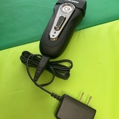 シェーバー　電動ひげ剃り機