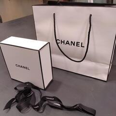 CHANELシャネル紙袋、空箱一式の画像