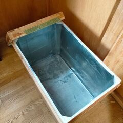 大きな茶箱の画像