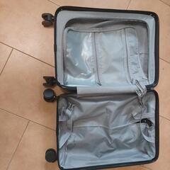 旅行バッグの画像