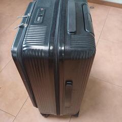 旅行バッグの画像