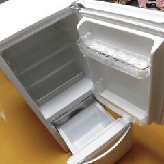 【２ドア冷蔵庫 138Ｌ ハイアール JR-NF140H 2013年製】　取りに来て頂ける方限定ですの画像
