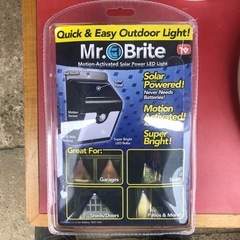 NO:3592 LEDライト　太陽光発電可能　お買い得品‼️の画像