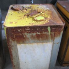 0円！無料！　塗料　黄色？　ペンキ
