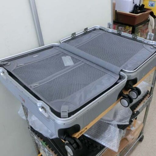 スイスミリタリー スーツケース プレミアム Cタイプ 64L SM-C624