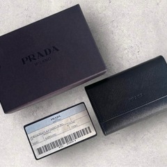 【総額35万円以上】ほぼ新品　PRADA 4つまとめ　セットの画像